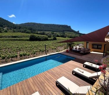 Cassis Bed & Breakfast | Outstanding Côté Vignes Cassis with Pool & Ocean View