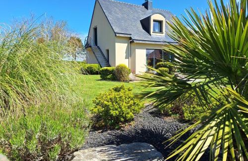 Porspoder Bed & Breakfast | Discover Côté West: Family-Friendly Stay with Breakfast