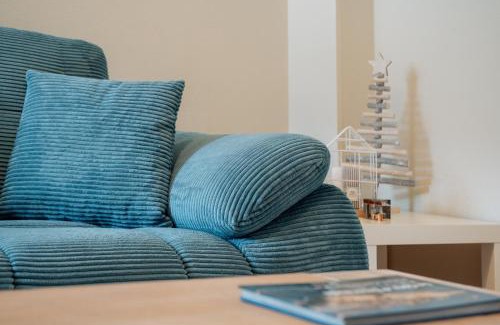 Saint-Benoit-des-Ondes Apartment | Coastal Retreat: Côte d'emeraude with Ocean Views