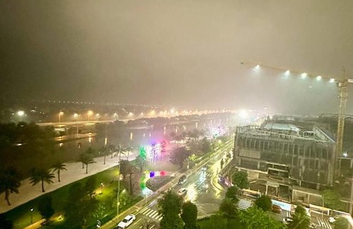 Gia Lam Apartment | Modern 3-Bedroom Retreat at Vinhomes Ocean Park