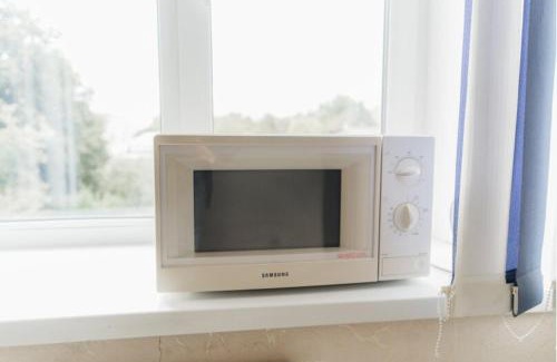 District 12 Bed & Breakfast | Cozy Apartment with Air Conditioning for Family Getaways