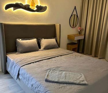 Hanoi Apartment | Family-Friendly 2 & 3 Bedroom Housinso Premium Suites