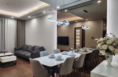 Tu Liem Apartment | Tranquil 2-Bedroom Apartment at The Matrix One with Ocean View