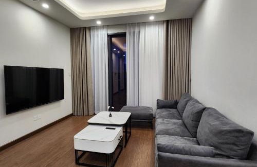 Tu Liem Apartment | Tranquil 2-Bedroom Apartment at The Matrix One with Ocean View