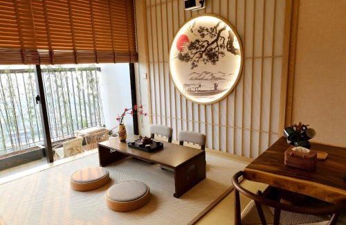 Van Giang Apartment | Căn hộ 3 ngủ Landmark 1 Ecopark tặng bồn khoáng