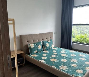 Tan Phu District Apartment | Bright 3-Bedroom Oasis at Diamond Celadon City