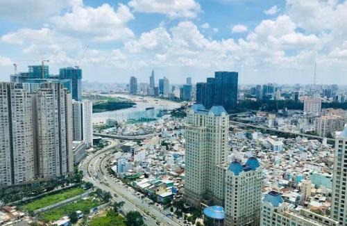 Hang Xanh Apartment | Top-Rated Vinhome Central Park Stay: Family & Pet Friendly