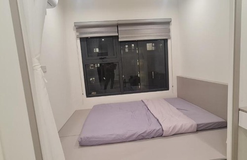 District 9 Apartment | Cozy Stay at Vinhomes Grand Park with Pool Access