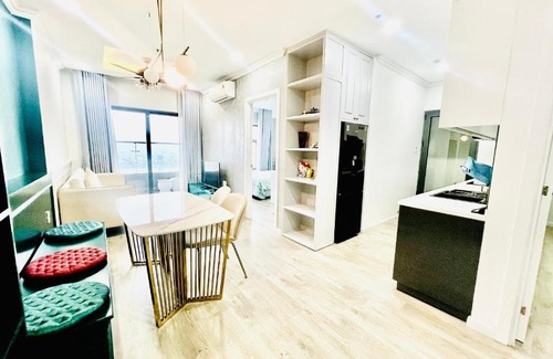 Son Tra Apartment | Pet-Friendly Monarchy B: Oceanfront Oasis in Đà Nẵng