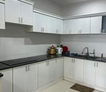 Thang Tam Apartment | Căn Hộ San Hô View Chính diện biển