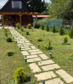 Porumbacu de Sus House | Exceptional Family Retreat at Little Bear Lodge, Rated 9.9