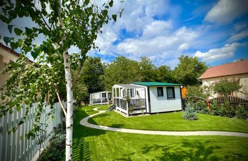 Oradea House | Experience Căsuța din vale: 4-Star Family Retreat