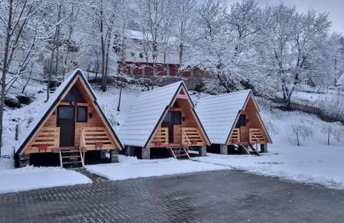 Sugag House | Guest Rated 10/10: Family-Friendly Căsuța - La Țanc
