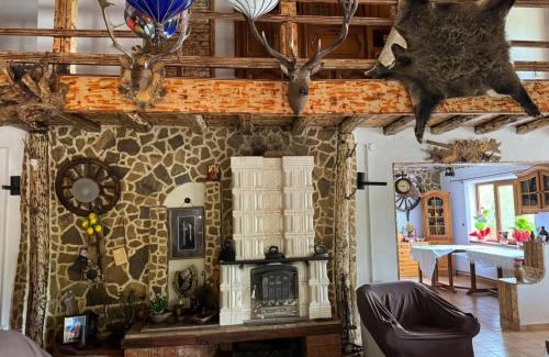 Vernesti House | Enchanting Căsuțele din pădure: Top-Rated Getaway