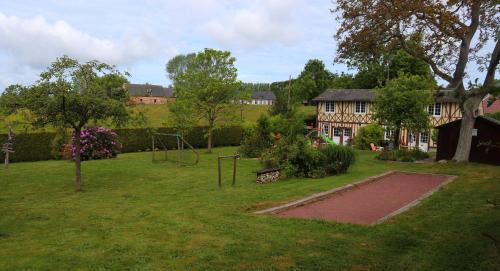 Saint-Riquier-es-Plains House | Discover Cœur d'Albâtre: Pet-Friendly & Family Friendly Stay