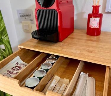 Gros Raisins Hotel | Relax at Cœur d'Hibiscus P&V: Oceanfront Retreat Awaits