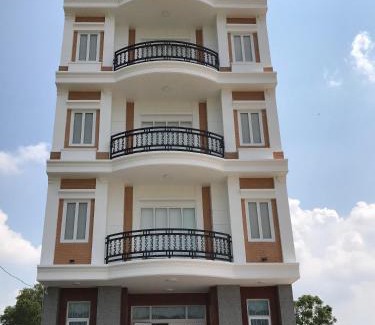Ha Tien Apartment | Explore Hà Hùng Panorama Hotel - 8.7/10 Rated Stay
