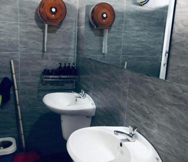 Bao Ninh House | Budget-Friendly Cối Xay Gió Homestay in Quảng Bình