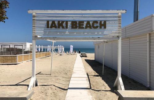 Constanta Apartment | Top-Rated C&A Residence Mamaia with Private Beach & Spa