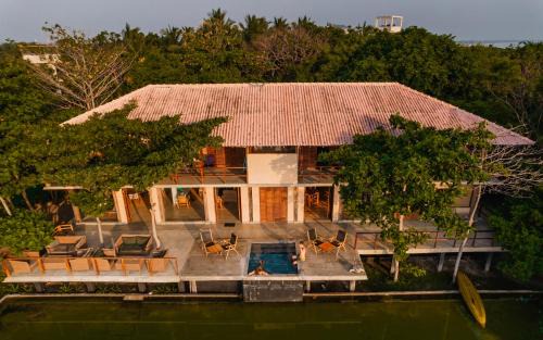 Kumpurupiddi Hotel | Oceanfront Bliss at C Beyond Nilaveli - Rated 9/10 by Guests