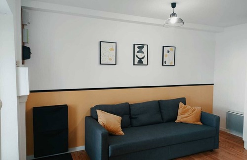 Sable-sur-Sarthe House | Experience C'cozy - Bright Home with Spa & Breakfast