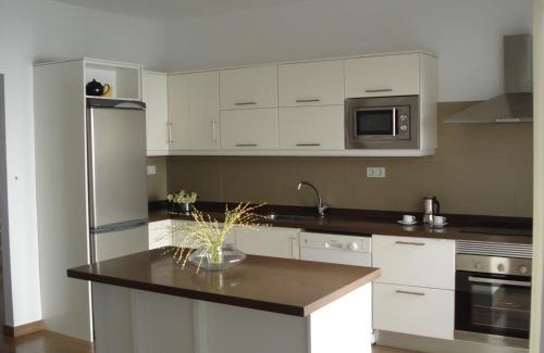El Guincho House | Family-Friendly Retreat at C D Domínguez - 9.4/10 Rating