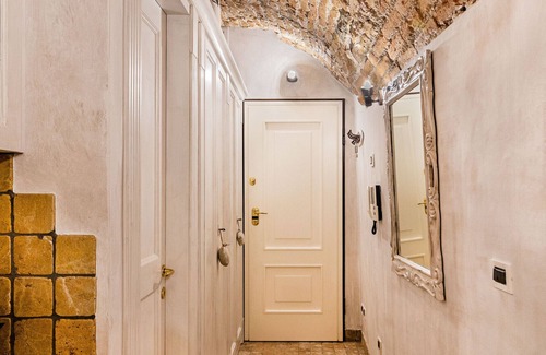 Desenzano del Garda City Centre Apartment | Experience C'era una volta in centro: Top-Rated Family Stay