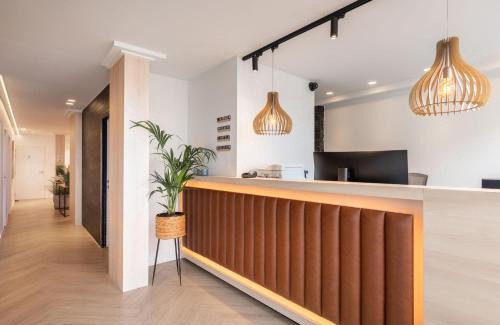 Middelkerke Hotel | Pet-Friendly C-Hotels Excelsior with Oceanfront Views