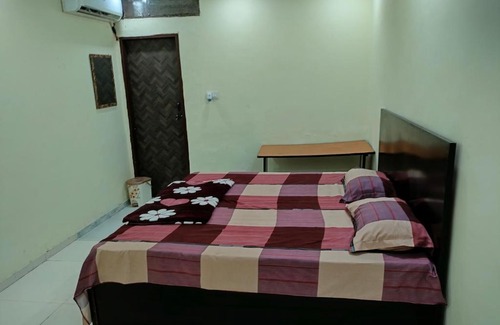 Gurugram House | Relax at C.S.B. Resort: Pet-Friendly with Pool Access
