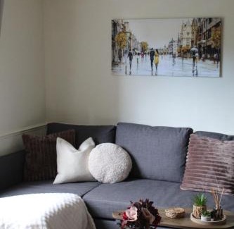 East Wickham Apartment | C&S Luxe - Work & Explore - London, Greenwich, 02 arena, Free Parking & Park retreat