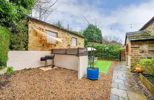 Chapeltown House | Relax at C.sani: Oceanfront Bliss with Free Parking & WiFi