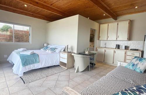 Mossel Bay Apartment | C the C