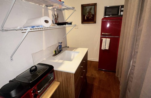 Mesa Verde Apartment | Discover The Retreat - Orange Coast Hideaway with Pets Welcome