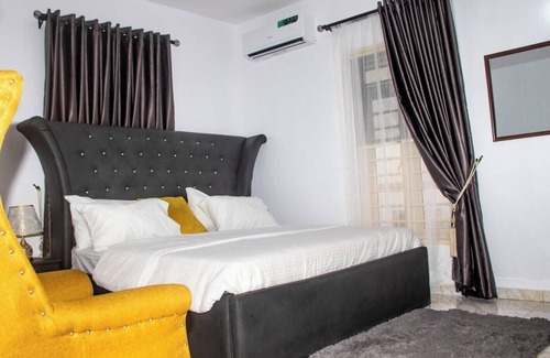 Enugu Hotel | C to C Luxury Hotel and Suites