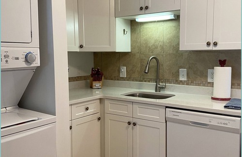 Jekyll Island House | Top-Rated C-Turtle Duplex: 2BR, Pool & Family-Friendly