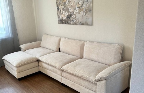 Kaiserslautern Apartment | C&V: 4 PP- 3 rooms - central + WLAN + Smart TV + box spring bed