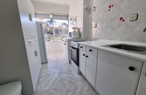 Somo Apartment | Relaxing Retreat at Apartamento Somo with Spa & Kitchen