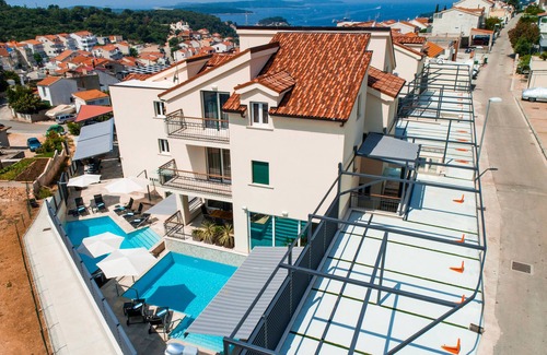 Krizna luka Resort | (C1) Premium apartment