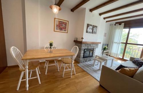 Cerler Apartment | Guest Rated 9.1: Alojamiento Mirador de Cerler Awaits