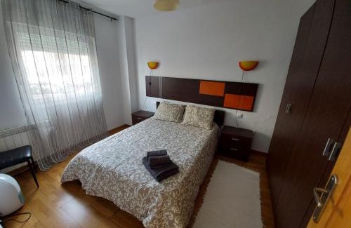 Val De San Vicente Apartment | Welcoming Apartamento Val de San Vicente with Pool Access