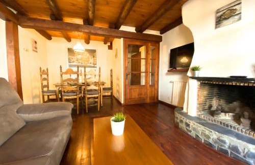 Mas de Ribafeta Apartment | Cozy C3 Bordes d'Arinsal with Fireplace, Pet Friendly Stay