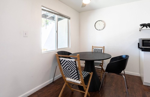 Desert Hot Springs Apartment | Stylish C3 Hotel with Spa, Kitchen & Pet-Friendly Comfort