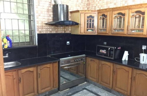 Islamabad Villa | Cozy 3-Bed Guesthouse for Overseas Pakistanis in Mirpur
