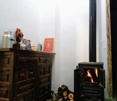 Chulilla Apartment | Pet-Friendly Retreat at Cañones del Turia - Rated 8.3/10