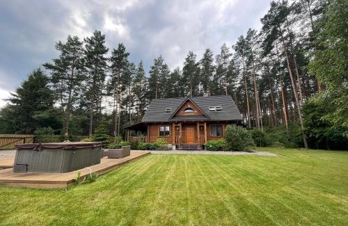 Serwy House | Relaxing Retreat at CASA DEL CZYŻYK - 4-Star Comfort
