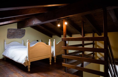 Roncola Bed & Breakfast | Inviting Ca' Baetti B&B Antico Borgo with Family-Friendly Amenities