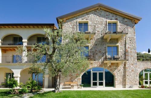Garda Hotel | Serene Ca' Barbini Resort with Ocean View and Spa Experience