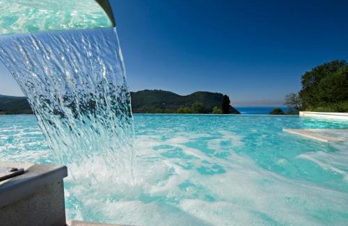 Garda Hotel | Serene Ca' Barbini Resort with Ocean View and Spa Experience
