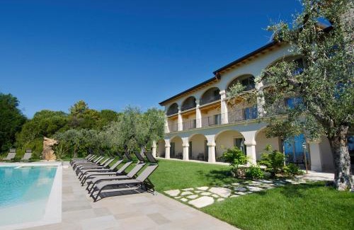 Garda Hotel | Serene Ca' Barbini Resort with Ocean View and Spa Experience