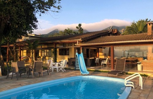 Praia do Pauba House | Discover Casa pé na Areia: Family & Pet-Friendly Retreat